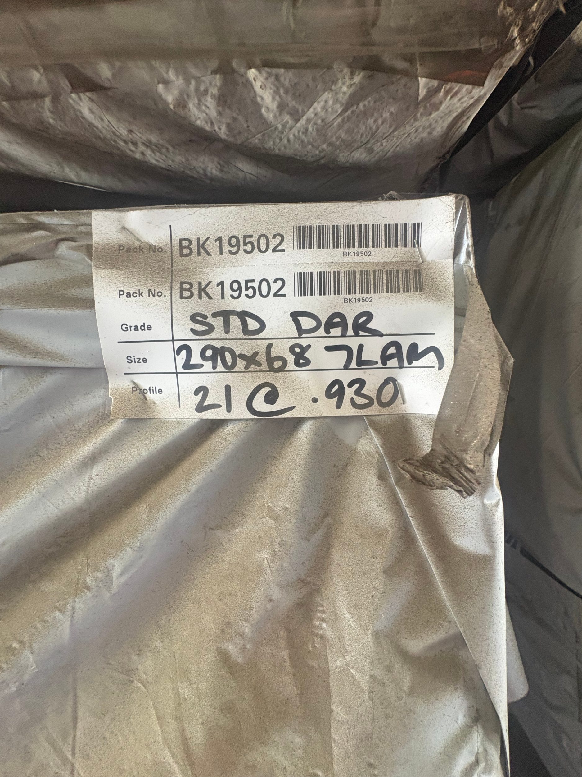 Aus Oak STD 290x68 @0.9 — Tasmanian oak