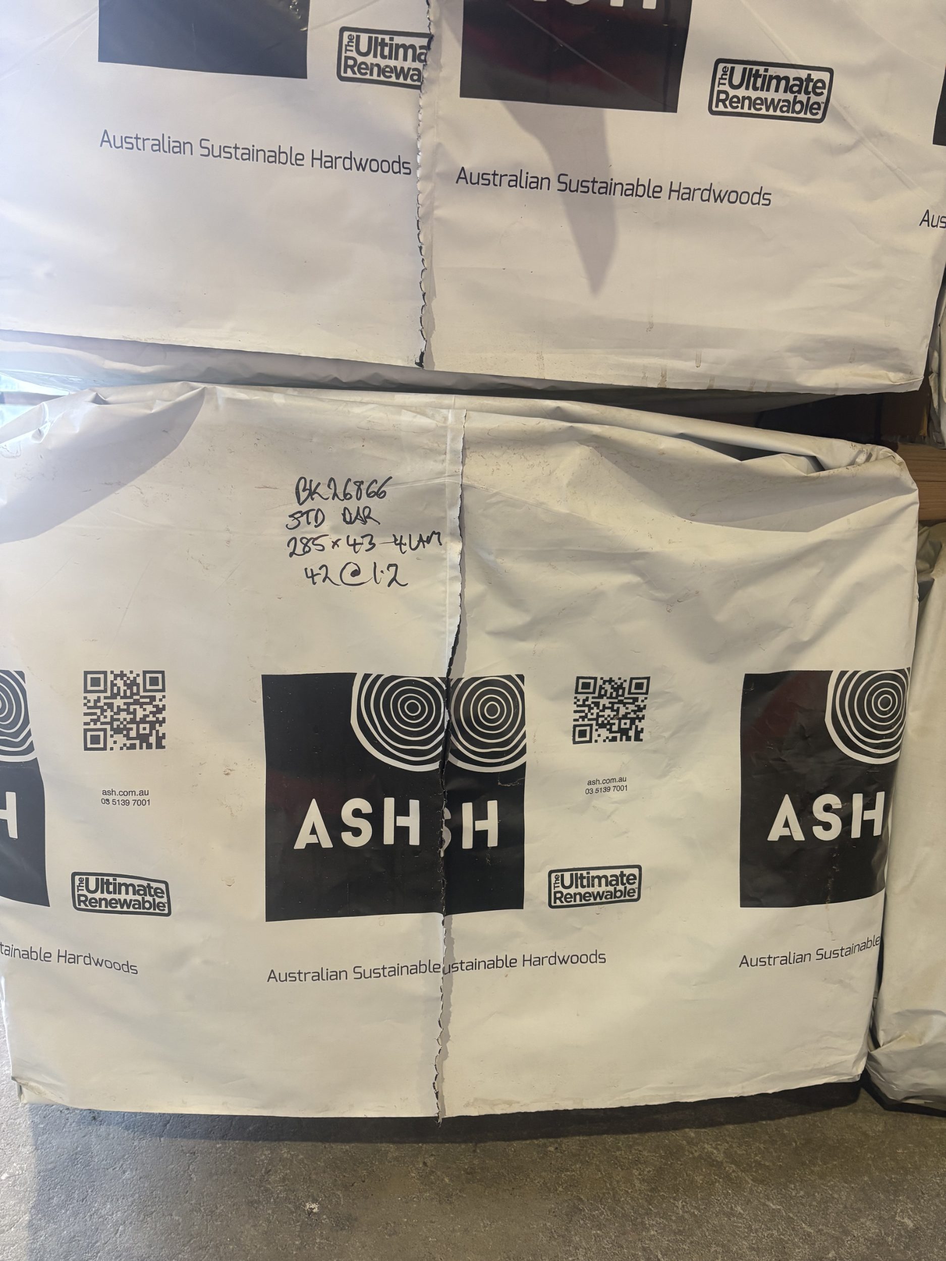 Aus Oak STD 285x43 @1.2 4Lam — Tasmanian oak