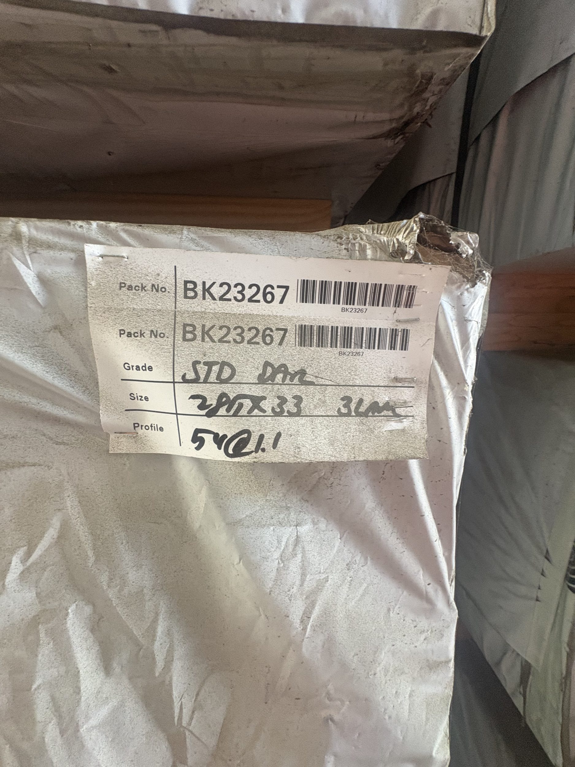 Aus Oak STD 285x33 @1.1 3Lam — Tasmanian oak