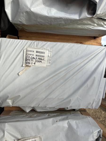 Glacial oak furniture timber 600 × 33mm select grade — C33919