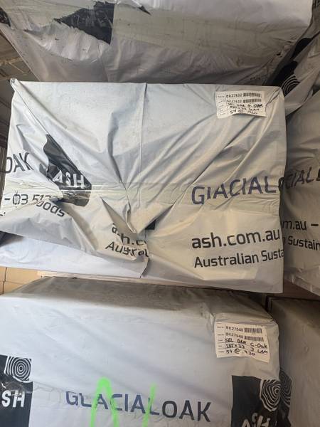 Glacial Oak Sel 285x33 @0.9 3Lam — Tasmanian oak