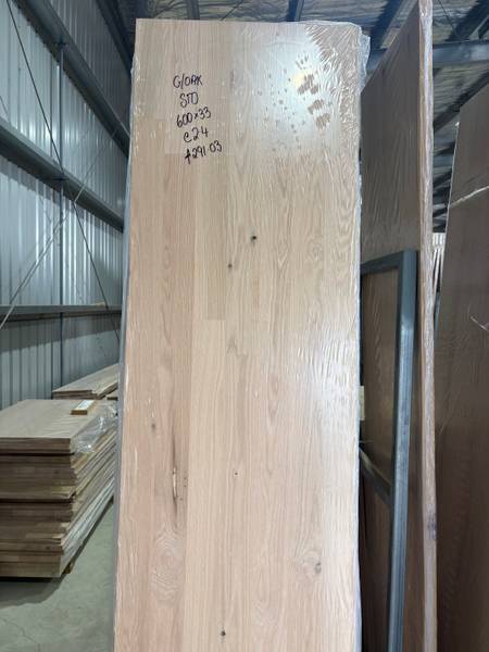 Glacial oak furniture timber 600 × 33mm select grade — C33922